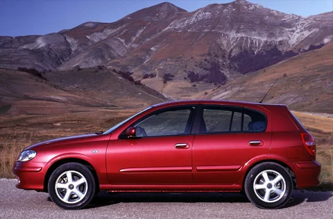 Nissan Almera 2.2 Di Elegance 2001 view 3