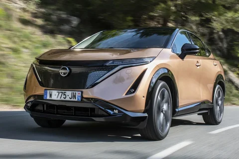 Nissan Ariya 87kWh Evolve 2022 view 2