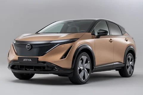 Nissan Ariya 87kWh Evolve 2022 view 3
