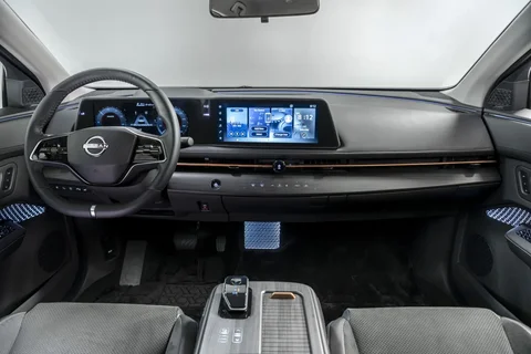 Nissan Ariya 87kWh Evolve 2022 view 4