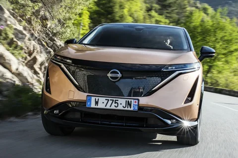Nissan Ariya 87kWh Evolve 2022 view 5