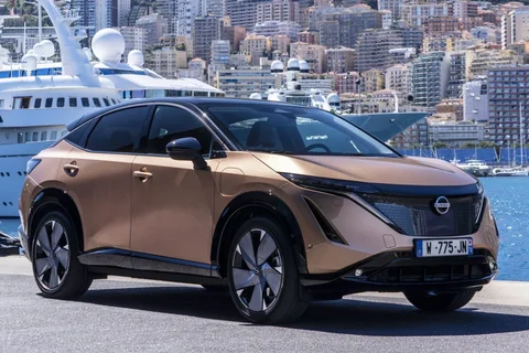 Nissan Ariya 87kWh Evolve 2022 view 6