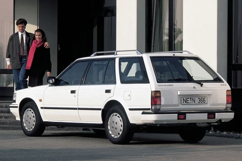 Nissan Bluebird Wagon 2.0 D LX 1988 view 2