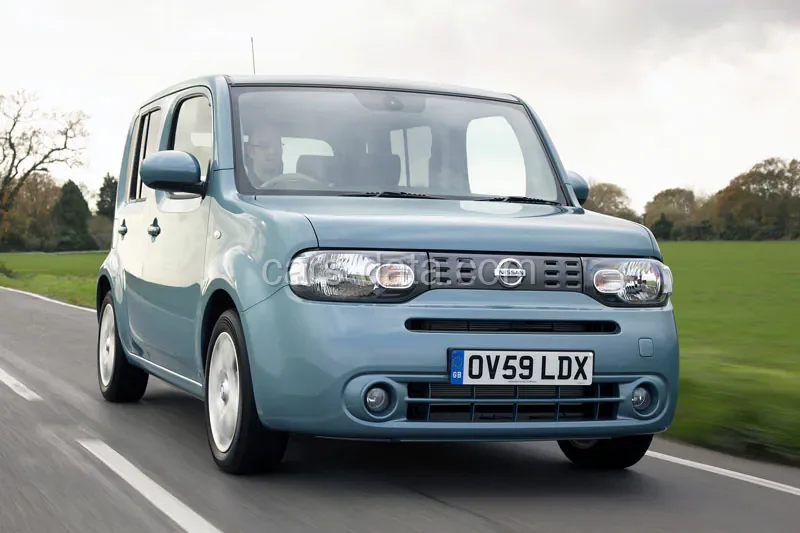 Nissan Cube 1.6 Zen 2010 front view