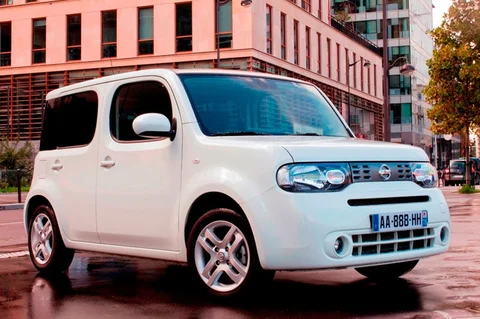 Nissan Cube 1.6 Zen 2010 view 3