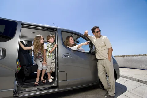Nissan Evalia 1.6 Connect Edition 2013 view 11