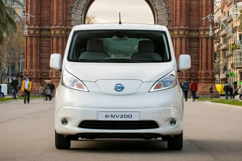 Nissan Evalia e-Evalia 40 kWh Connect Edition 2018 view 2
