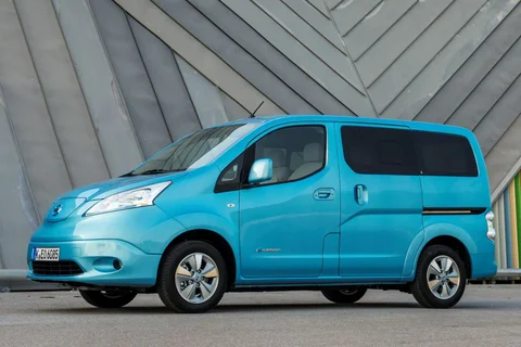 Nissan Evalia e-Evalia 40 kWh Connect Edition 2018 view 9