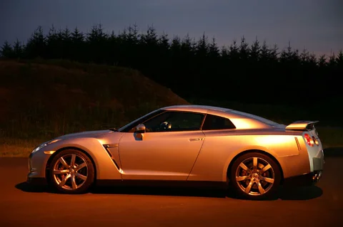 Nissan GT-R Track Pack 2012 view 2