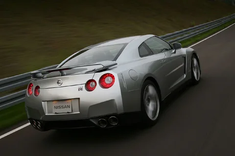 Nissan GT-R Track Pack 2012 view 9