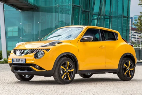 Nissan Juke DIG-T 115 N-Connecta 2015 view 4