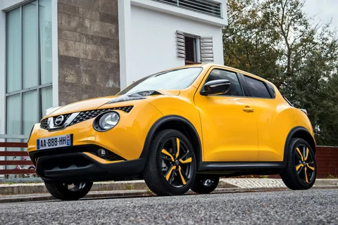 Nissan Juke DIG-T 115 N-Connecta 2015 view 6