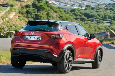 Nissan Juke DIG-T 117 Acenta 2019 view 4