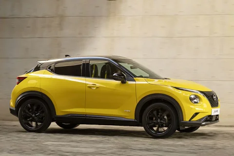 Nissan Juke Hybrid 143 Tekna 2024 view 7