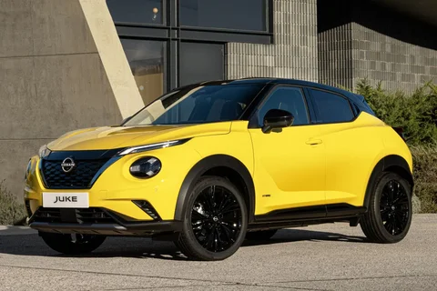 Nissan Juke Hybrid 143 Tekna 2024 view 10