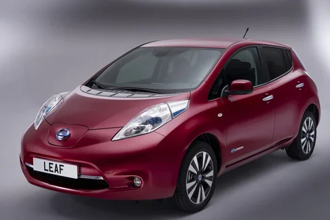 Nissan Leaf 30kWh Visia 2016 view 1