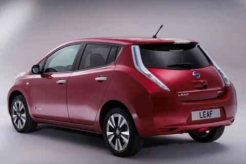 Nissan Leaf 30kWh Visia 2016 view 2