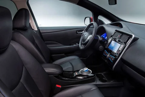 Nissan Leaf 30kWh Visia 2016 view 6