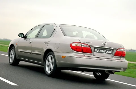 Nissan Maxima QX 3.0 Elegance 2000 view 4