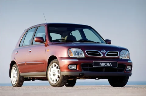 Nissan Micra 1.0 Trend 2000 view 3