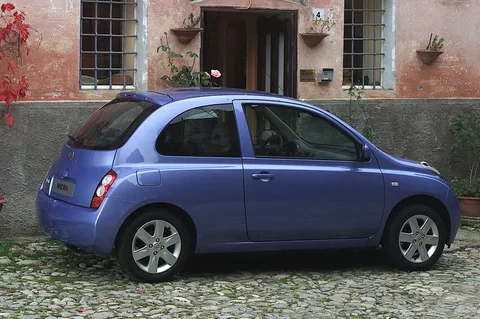 Nissan Micra 1.0 2003 view 5