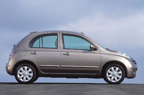 Nissan Micra 1.6 Acenta+ 2005 view 4