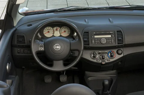 Nissan Micra C+C 1.4 Tekna 2008 view 10