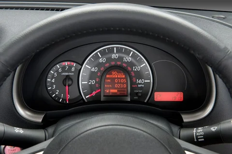 Nissan Micra 1.2 Acenta 2011 view 4