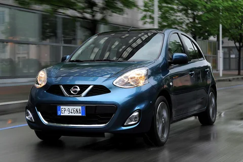 Nissan Micra 1.2 Tekna 2013 view 2