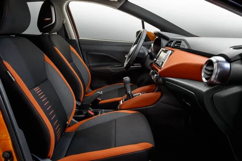 Nissan Micra dCi 90 Acenta 2017 view 2