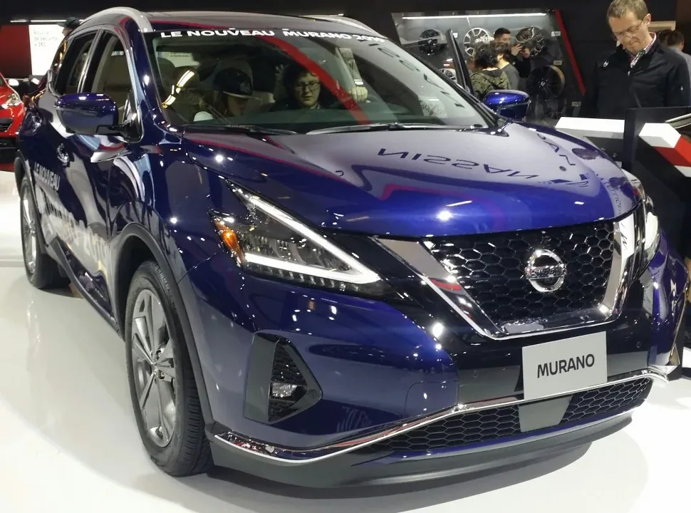 Nissan Murano AWD 3.5L 2023 suv set forfra