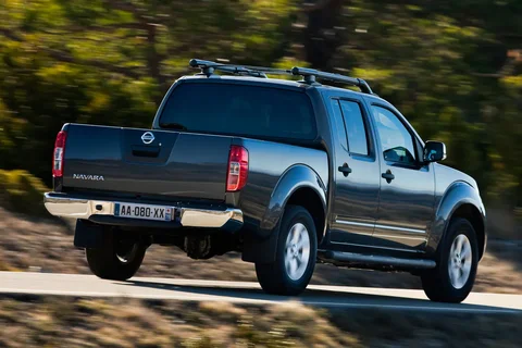 Nissan Navara Double Cab 2.5 dCi Optima 2015 view 7