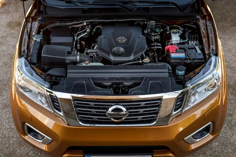 Nissan Navara NP300 Navara Double Cab 2.3 dCi 160 Acenta 2019 view 12