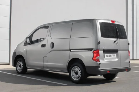 Nissan NV200 e-NV200 Acenta 2014 view 2