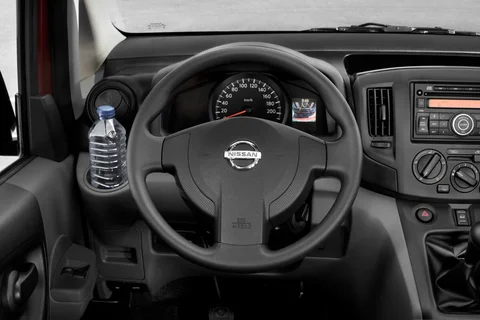 Nissan NV200 e-NV200 Acenta 2014 view 3