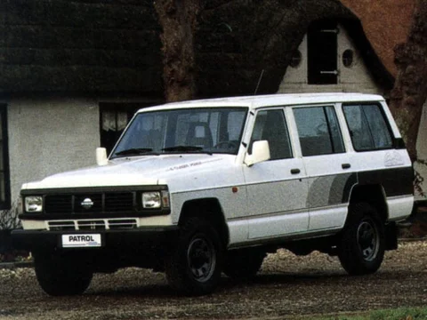 Nissan Patrol Wagon R 2.8 D 1989 view 2