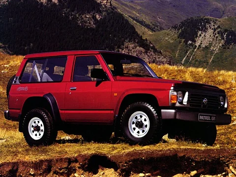 Nissan Patrol Hardtop GR 2.8 Turbo D 1989 view 3