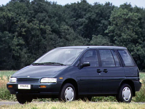 Nissan Prairie 2.4 SLX 1992 view 3