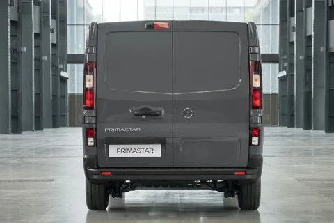 Nissan Primastar L2H1 170 N-Connecta 2022 view 2
