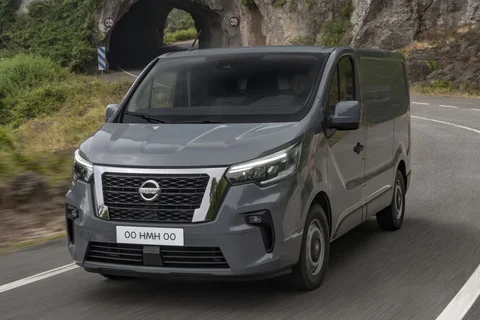 Nissan Primastar L2H1 170 N-Connecta 2022 view 6