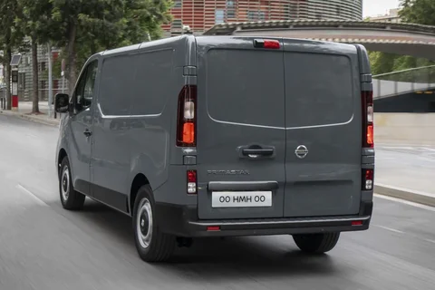 Nissan Primastar L2H1 170 N-Connecta 2022 view 7