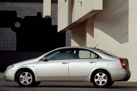Nissan Primera 1.6 2002 view 6
