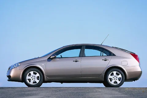 Nissan Primera 2.0 Tekna Pack 2004 view 3