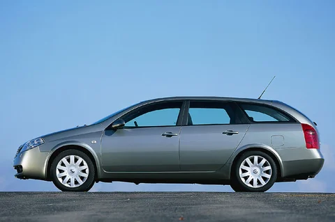 Nissan Primera Estate 2.2 dCi Acenta 2004 view 2