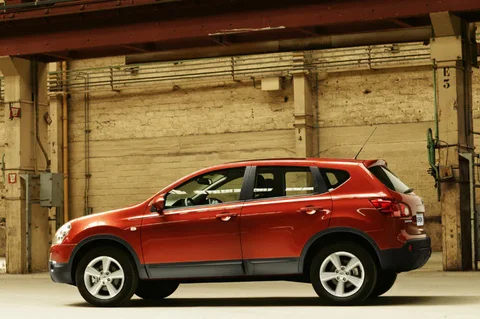 Nissan Qashqai 2007 front view