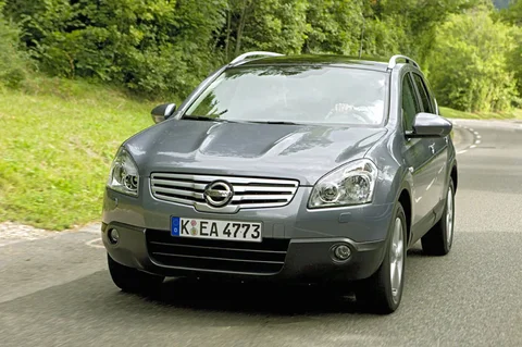 Nissan Qashqai Qashqai+2 2.0 Optima 2008 view 4