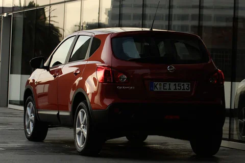 Nissan Qashqai 1.6 Acenta 2008 view 3