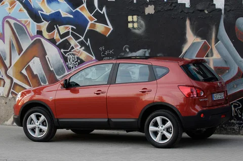 Nissan Qashqai 1.6 Acenta 2008 view 4