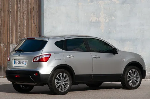 Nissan Qashqai 1.6 Techview Edition 2012 view 12