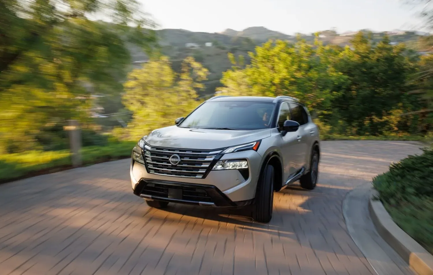 Nissan Rogue AWD 1.5L 2023 suv μπροστινή όψη